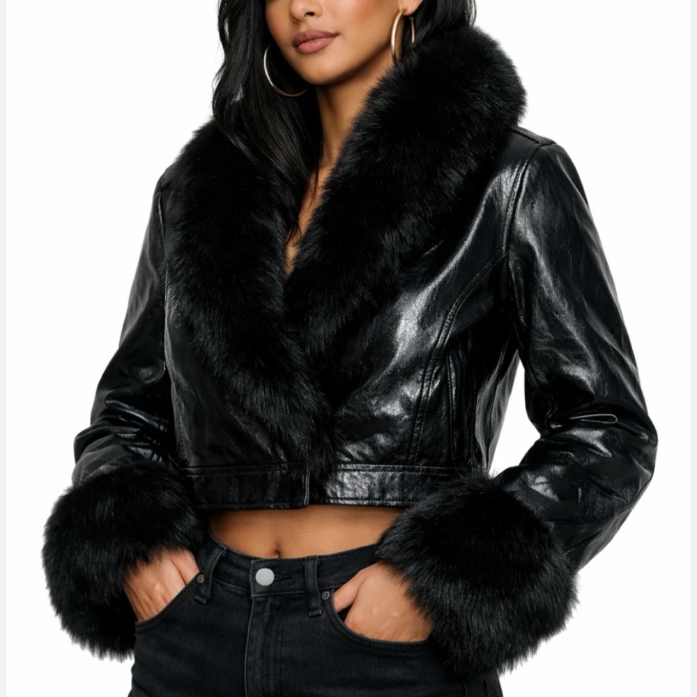 NWT SHACI Black Faux‎ Shiny Leather Fur Trim Crop Jacket Size Small